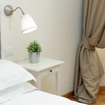 Spagna Charme - My Extra شقة